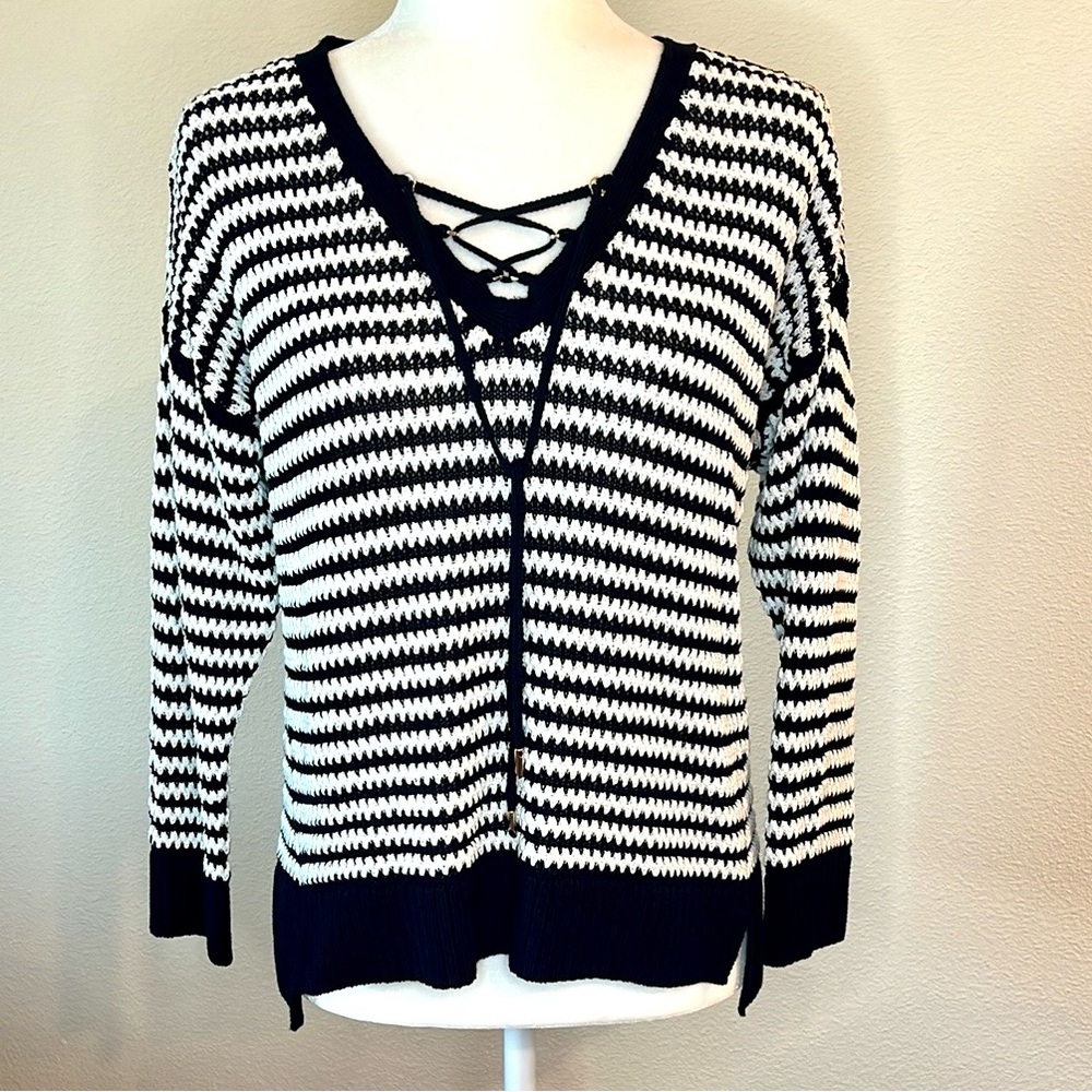 White House Black Market Sweater Black and White Striped Open Knit Size Medium - Picture 3 of 9